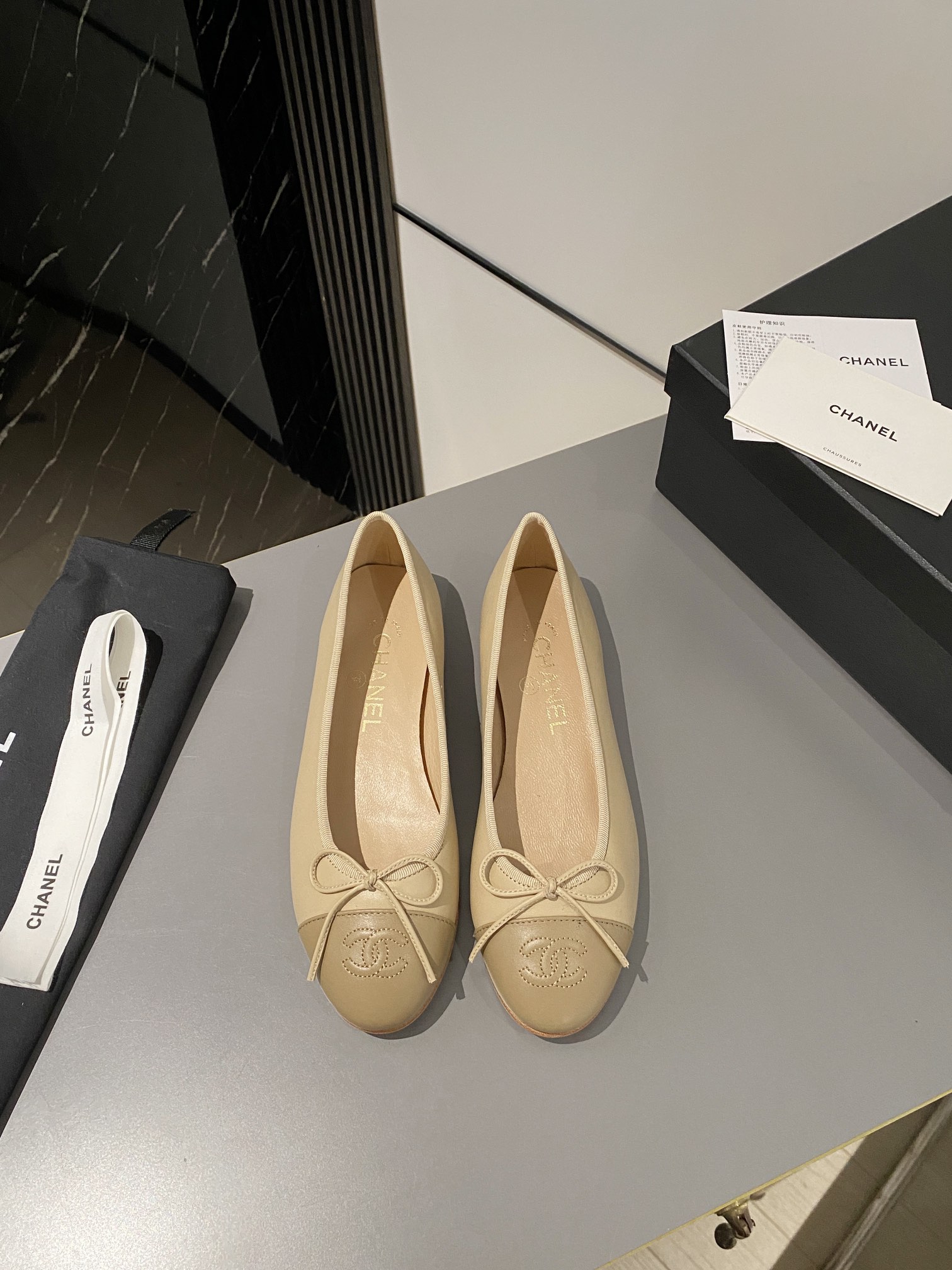 Chanel Shoes262