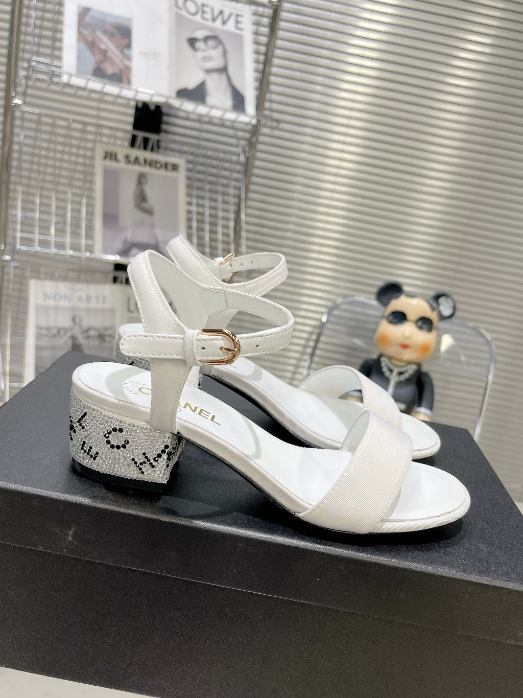 Chanel Shoes374