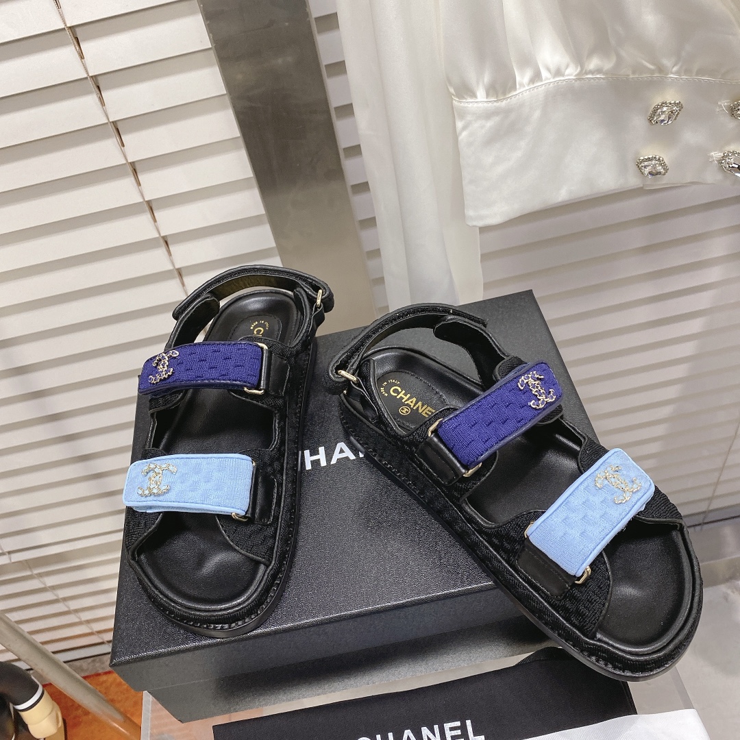 Chanel Shoes75