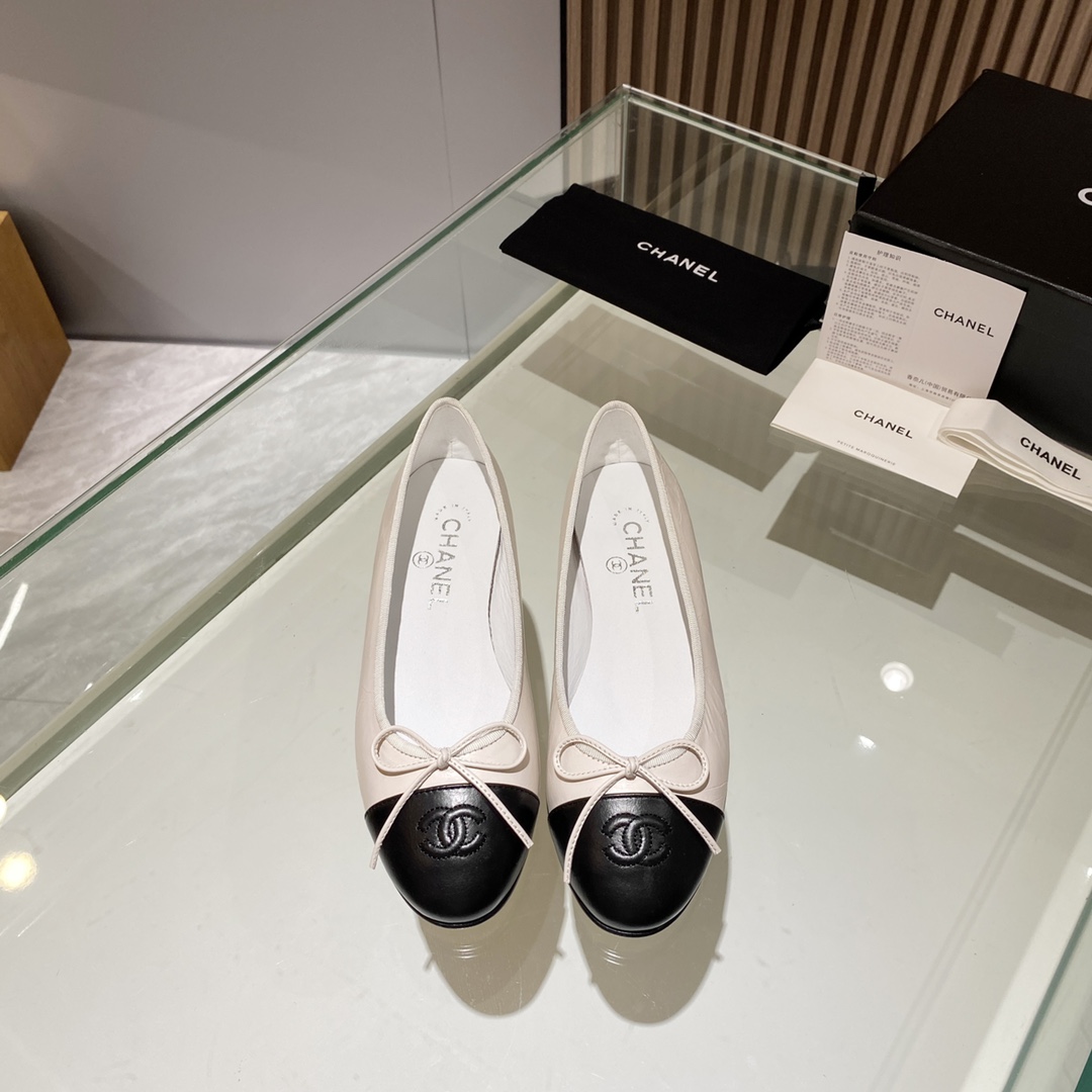 Chanel Shoes439