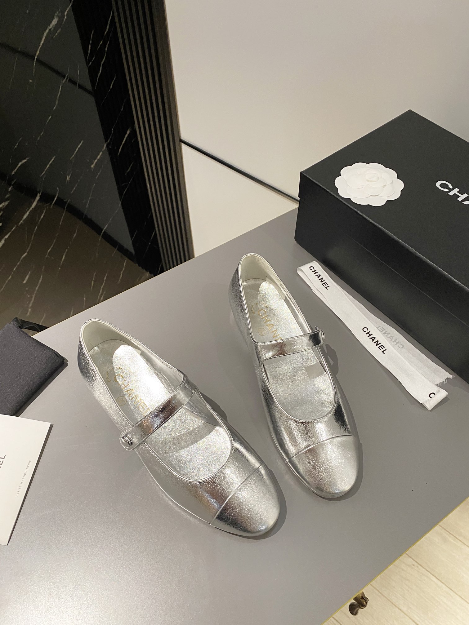 Chanel Shoes447