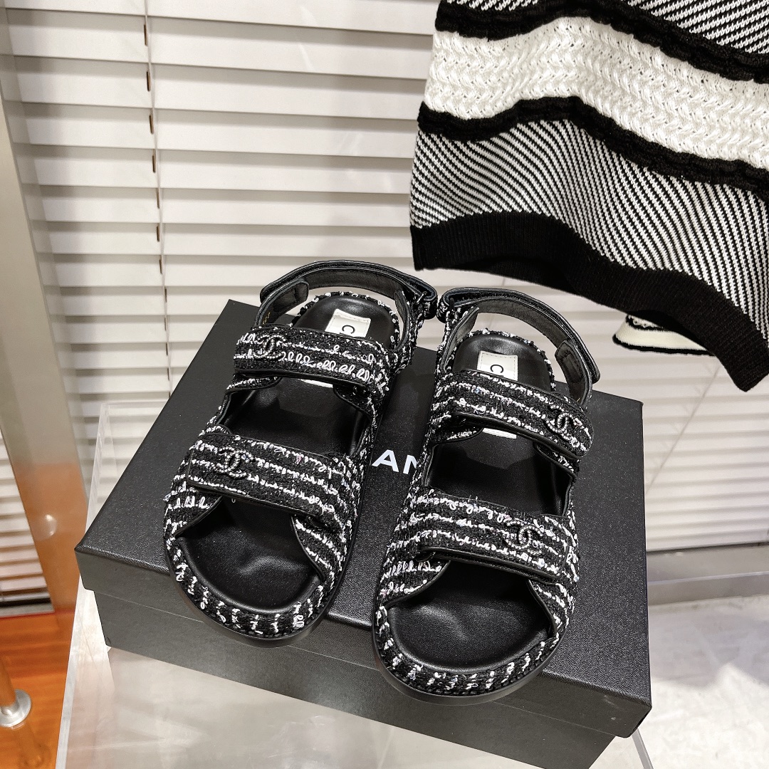 Chanel Shoes84