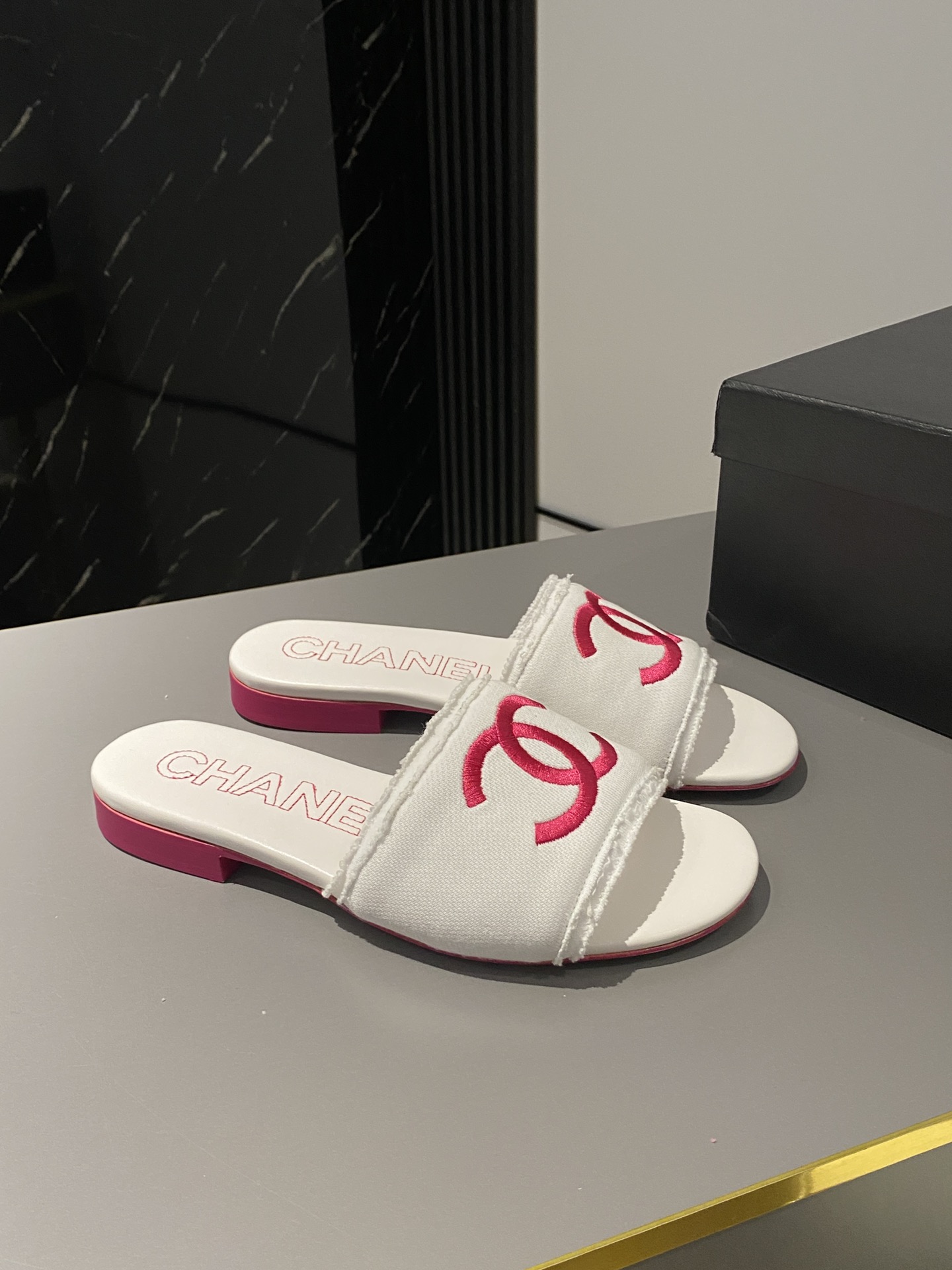Chanel Shoes316