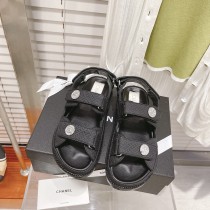 Chanel Shoes94