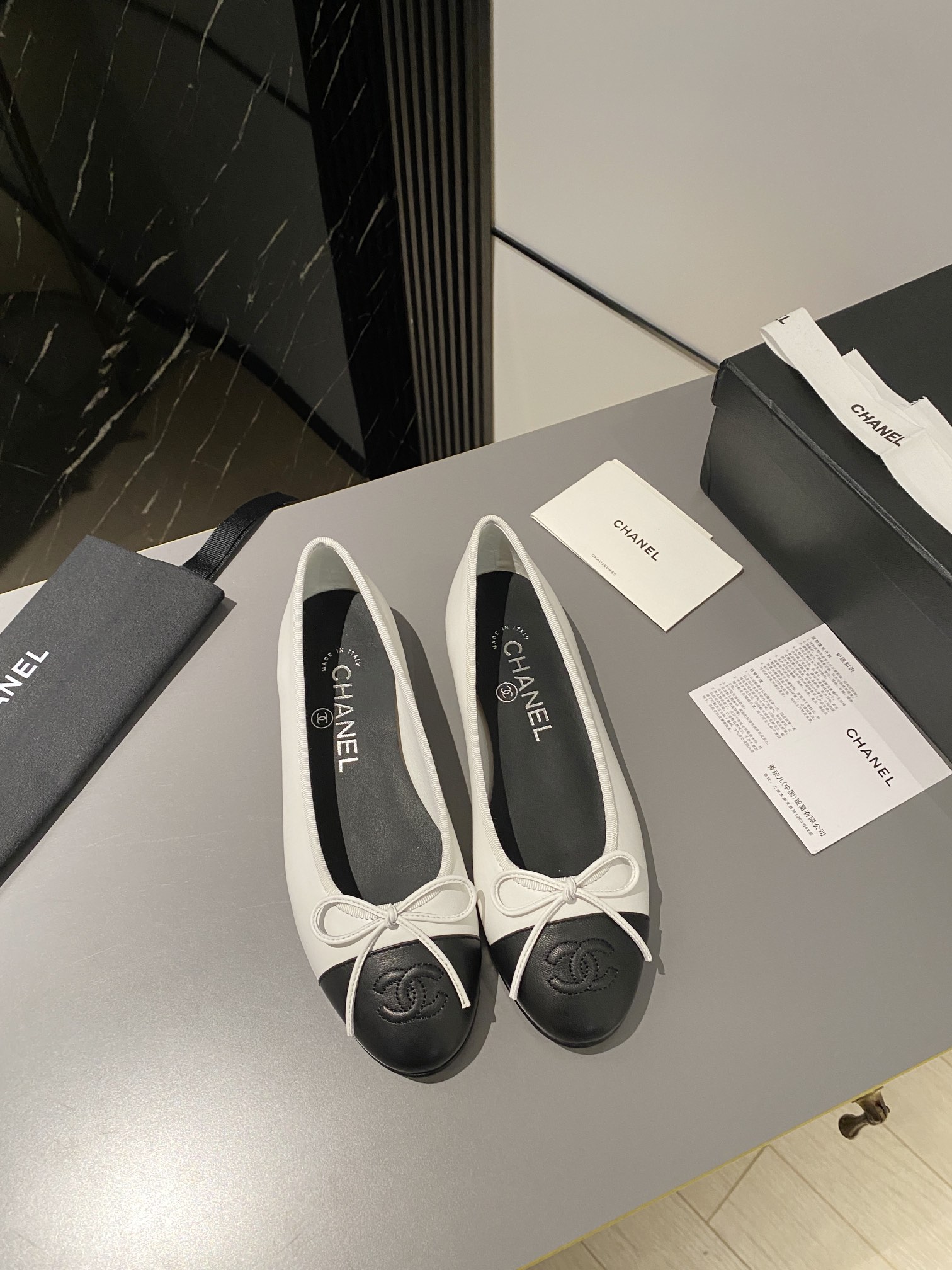 Chanel Shoes272