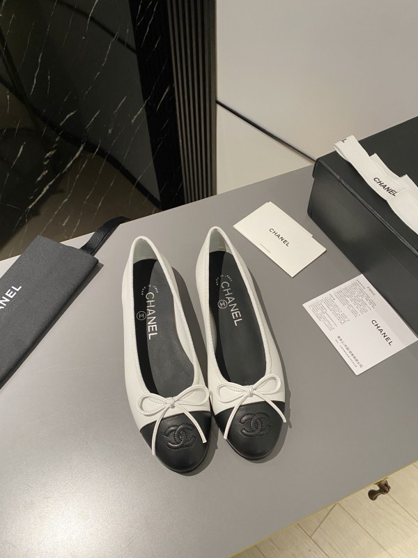 Chanel Shoes272
