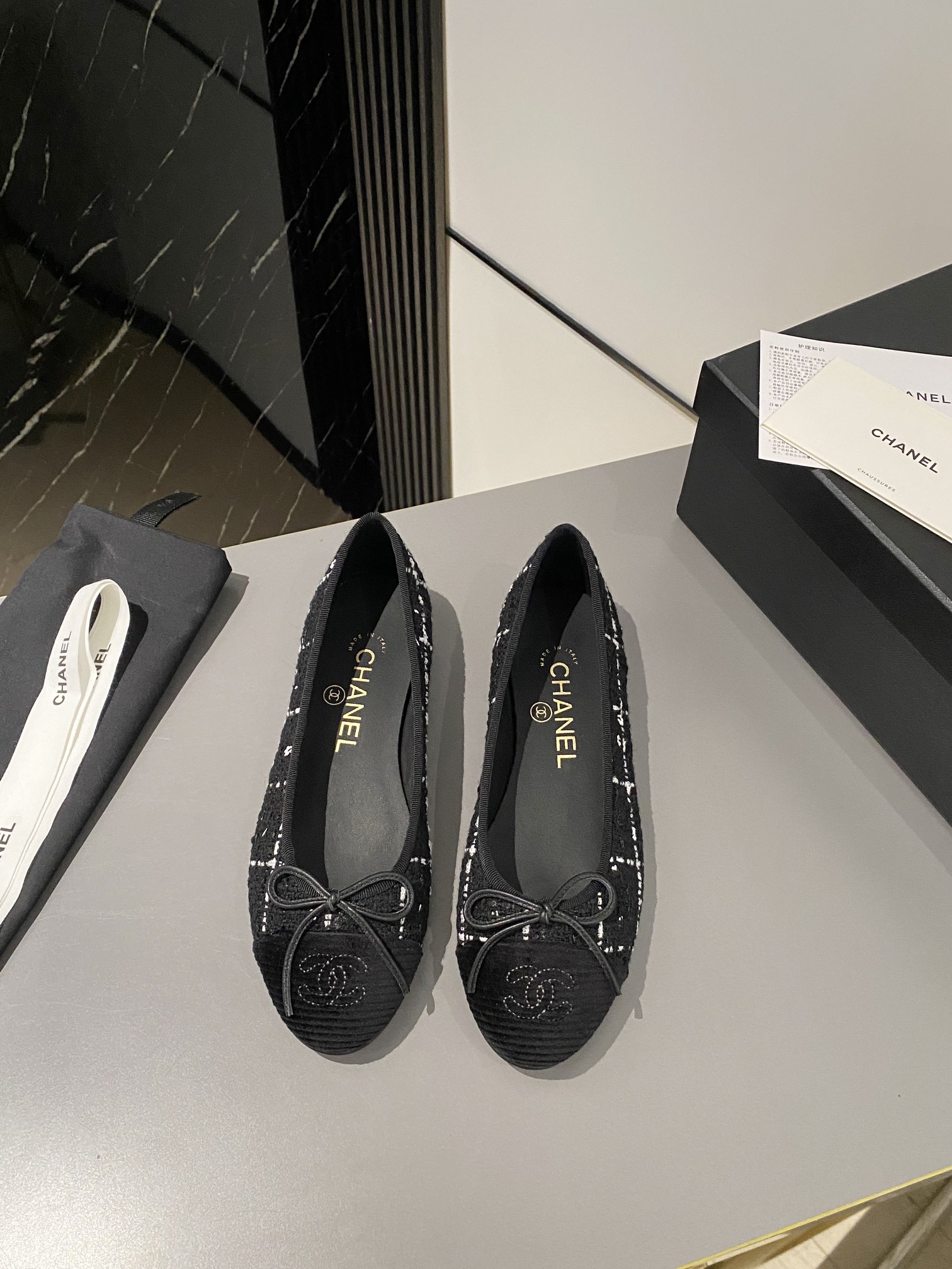 Chanel Shoes260