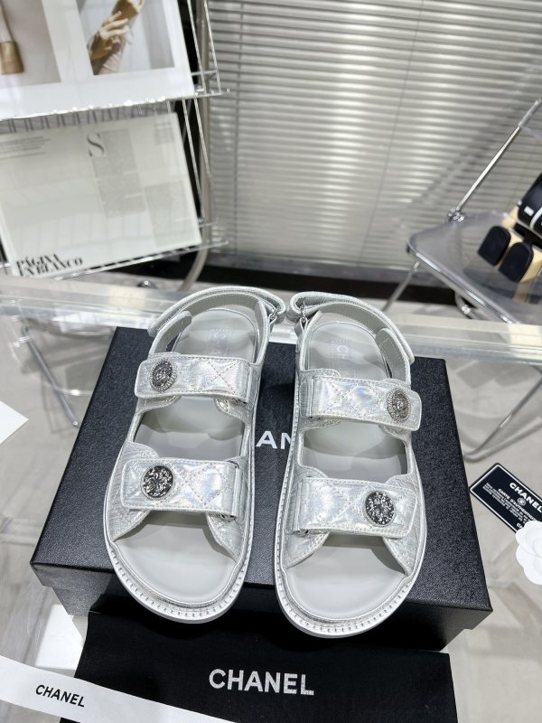 Chanel Shoes140