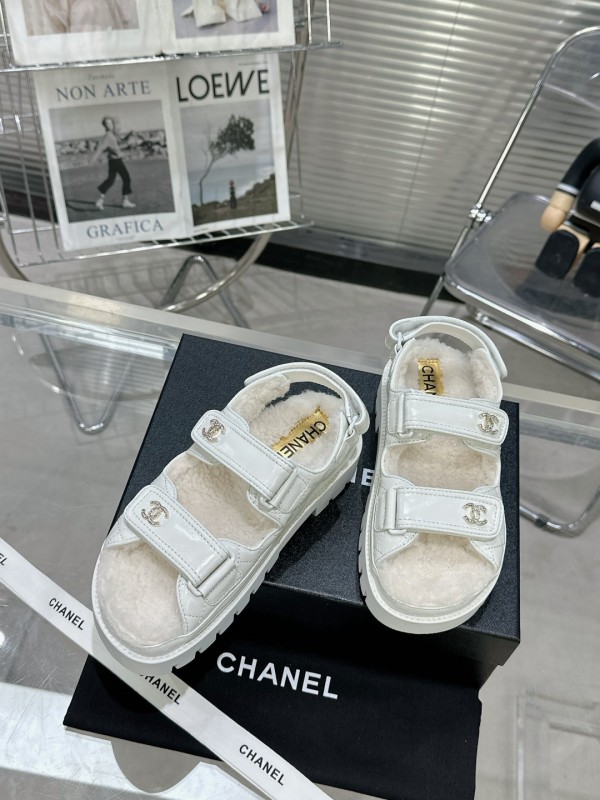 Chanel Shoes490