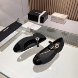 Chanel Shoes302