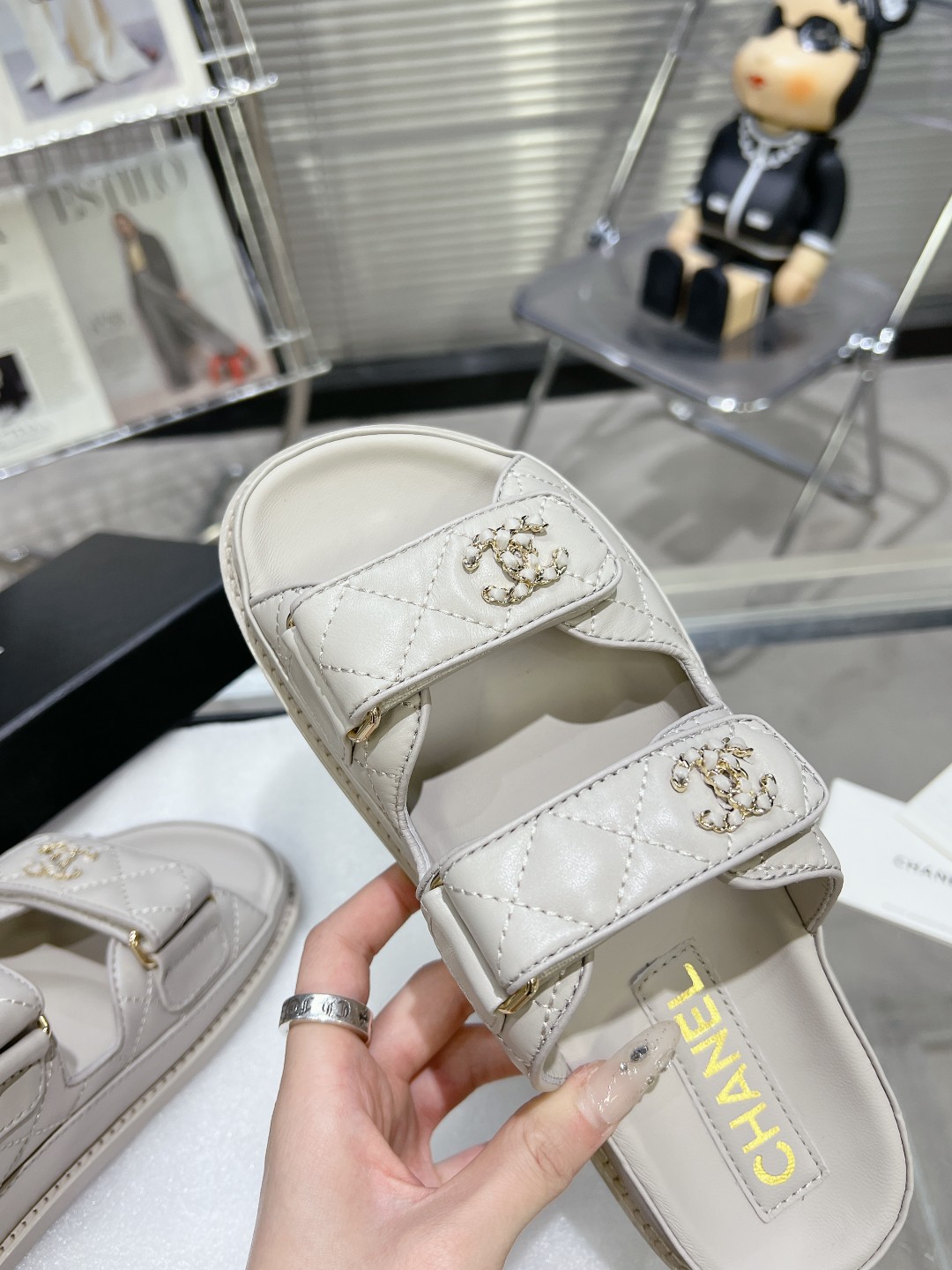 Chanel Shoes27
