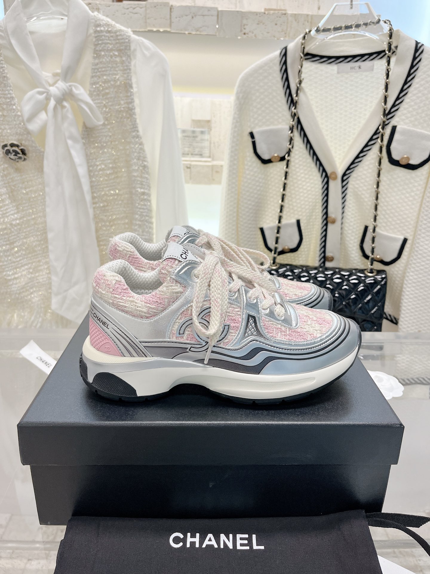 Chanel Shoes506