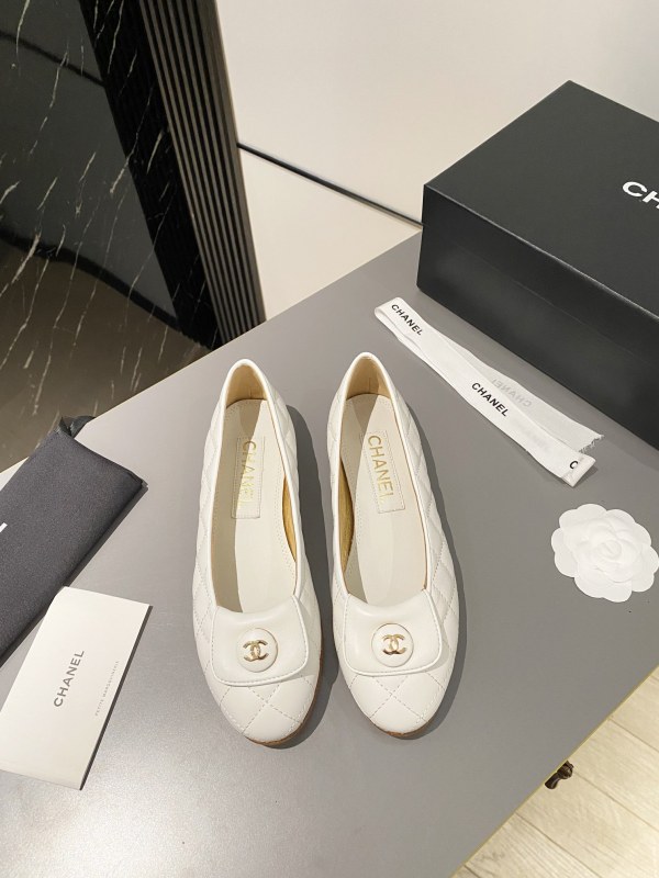 Chanel Shoes449