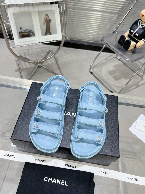 Chanel Shoes41