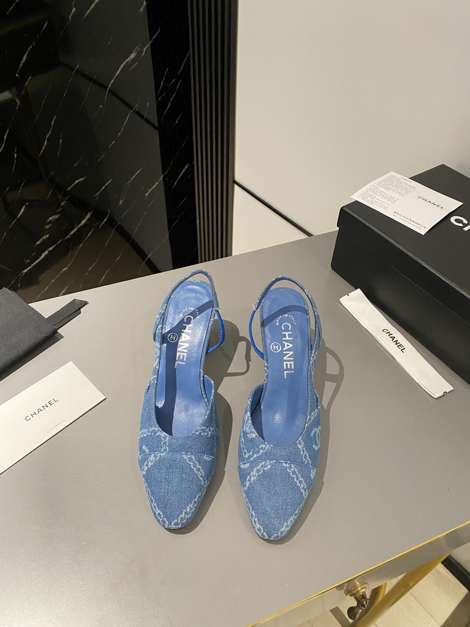 Chanel Shoes417
