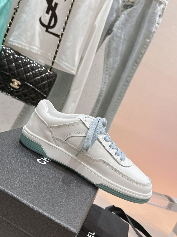 Chanel Shoes340