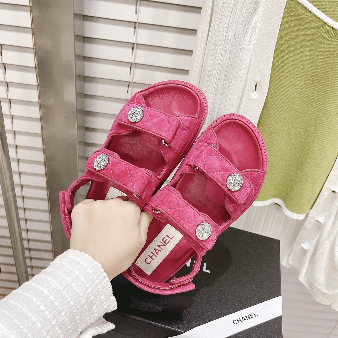 Chanel Shoes91