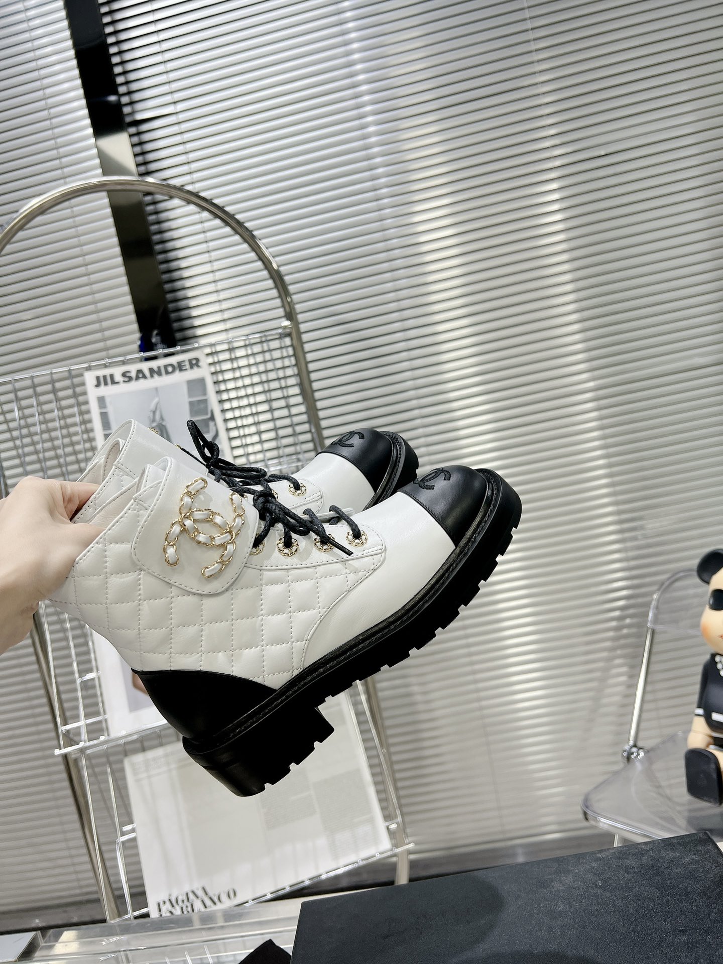 Chanel Shoes462