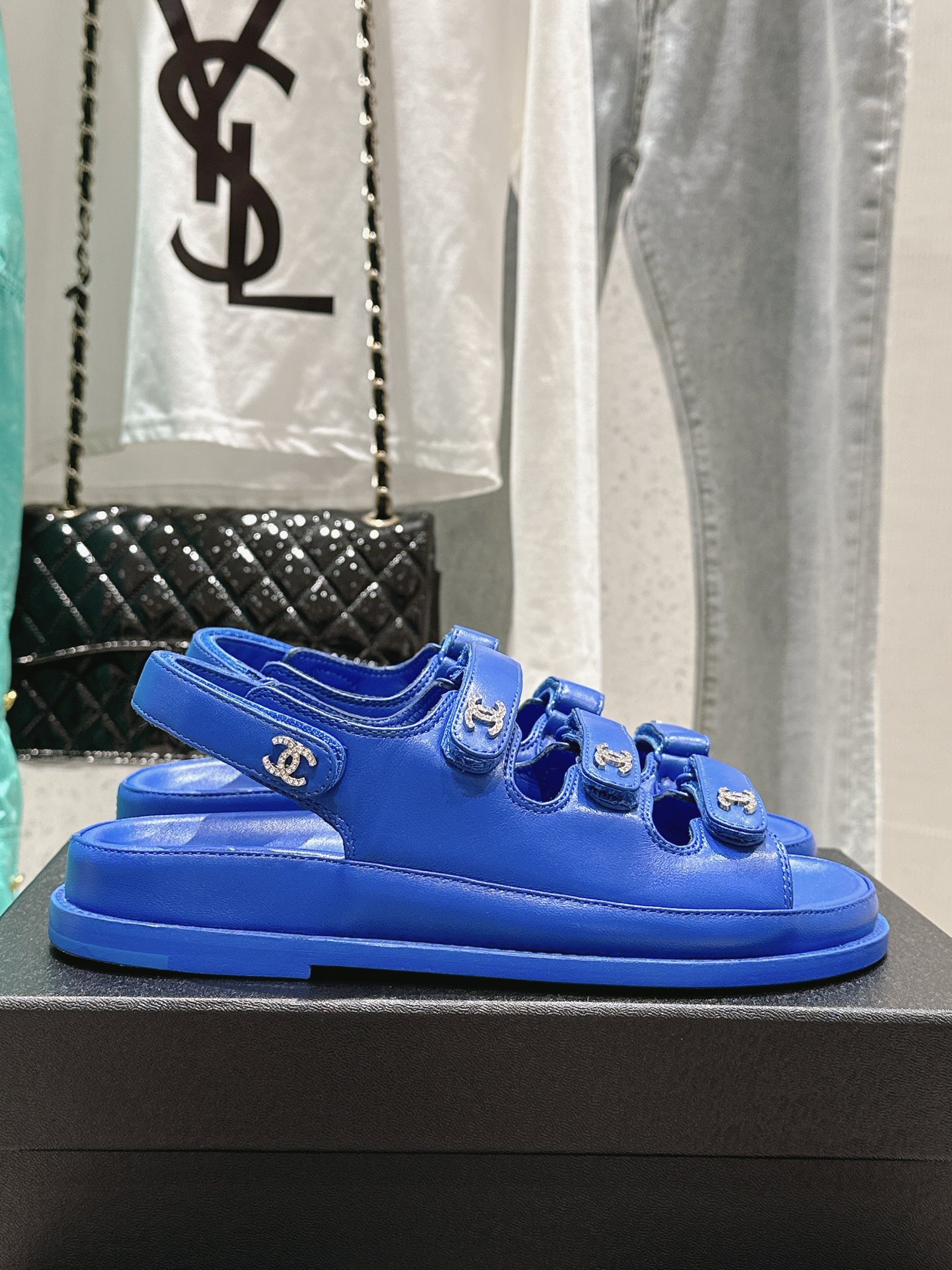 Chanel Shoes171