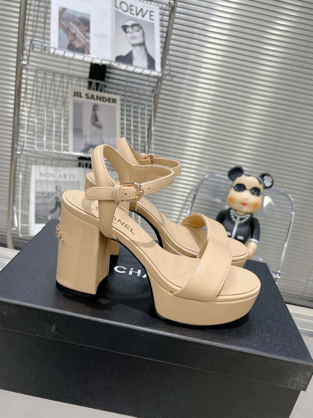Chanel Shoes367