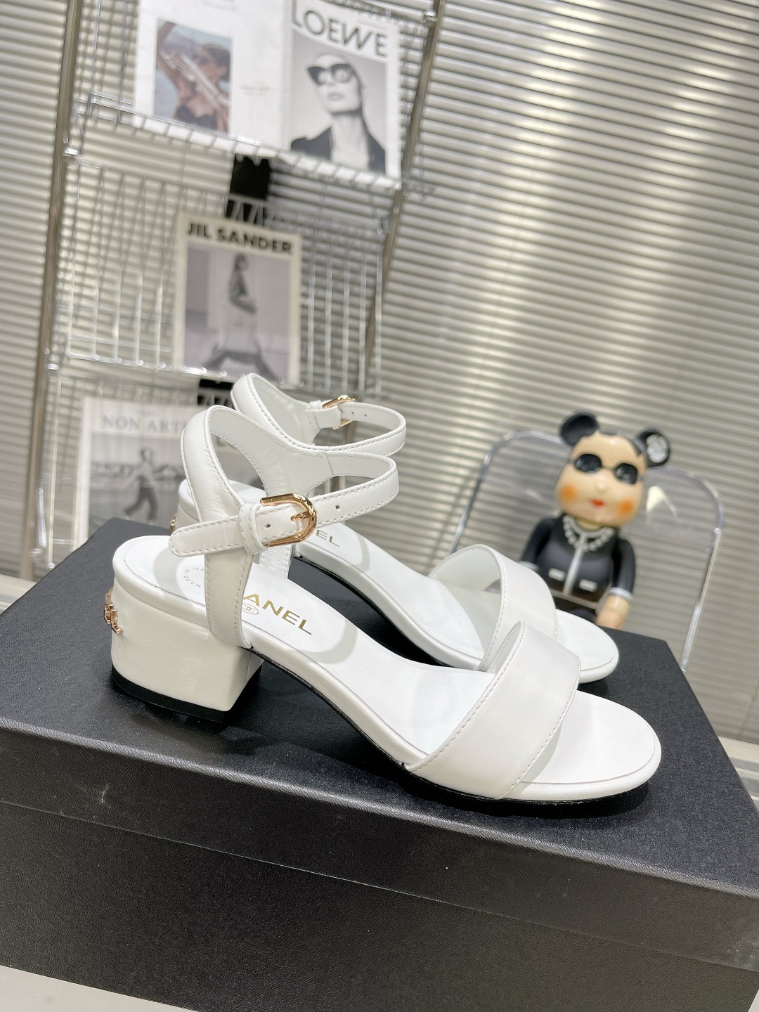 Chanel Shoes370