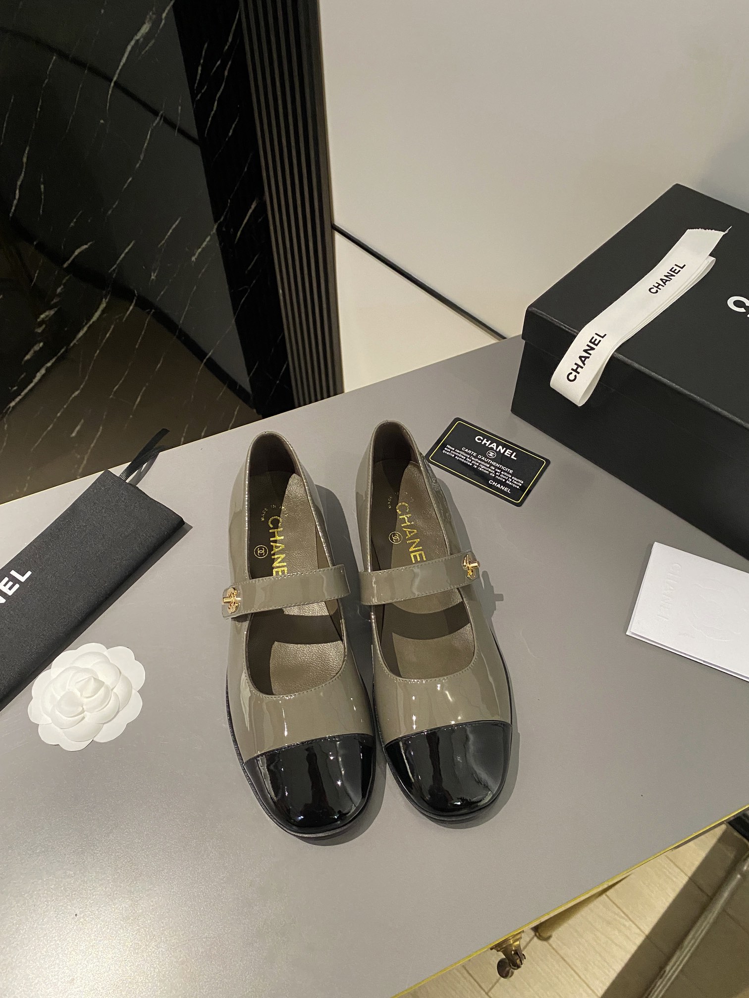 Chanel Shoes474