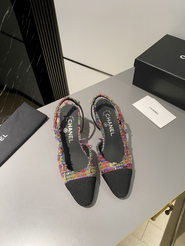 Chanel Shoes384