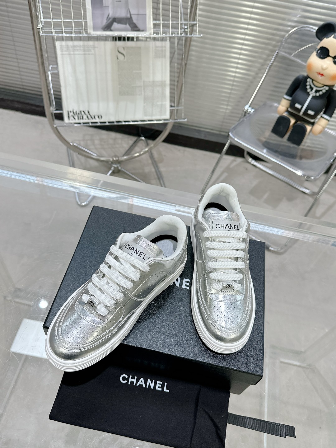 Chanel Shoes379