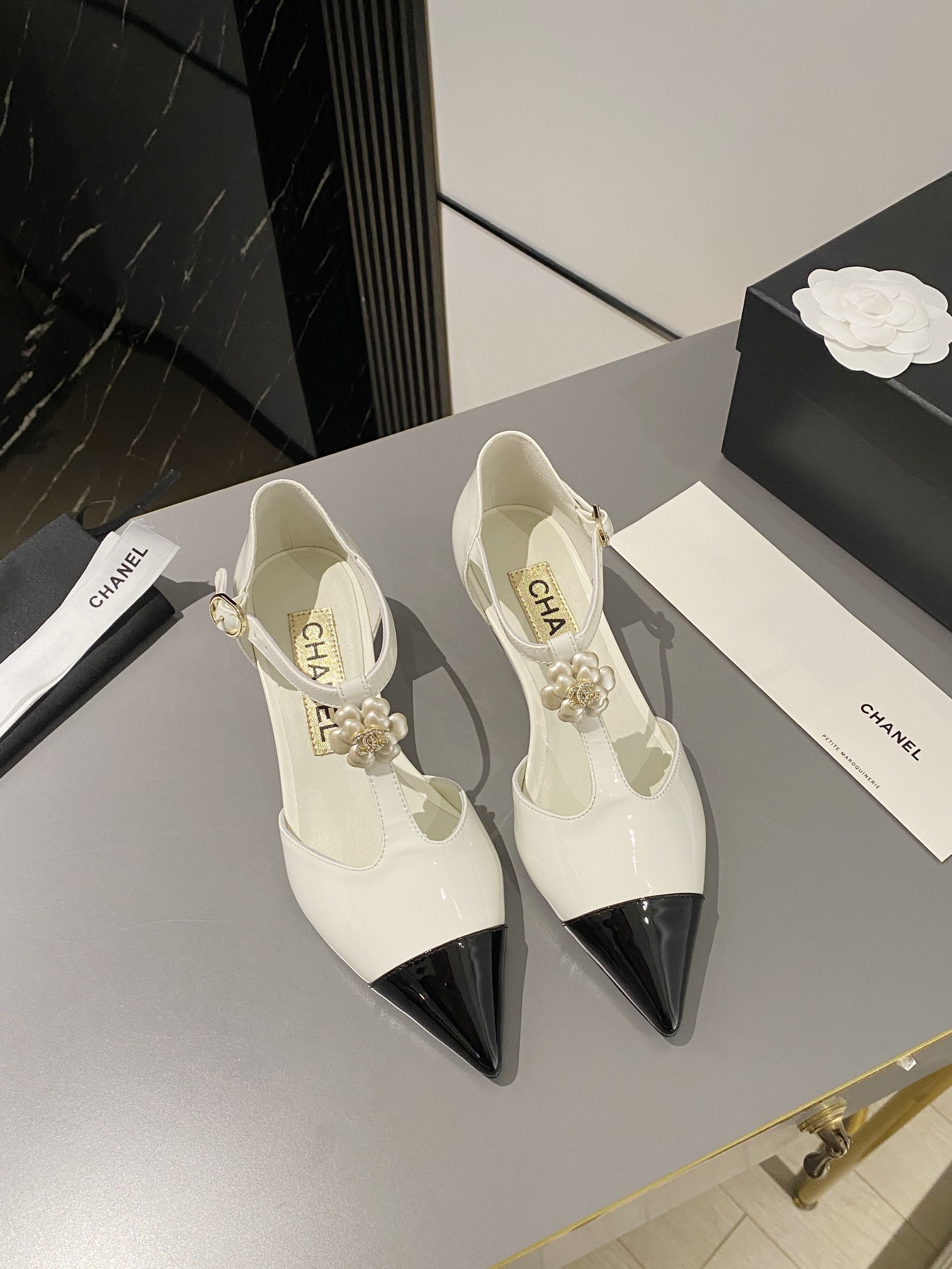 Chanel Shoes428