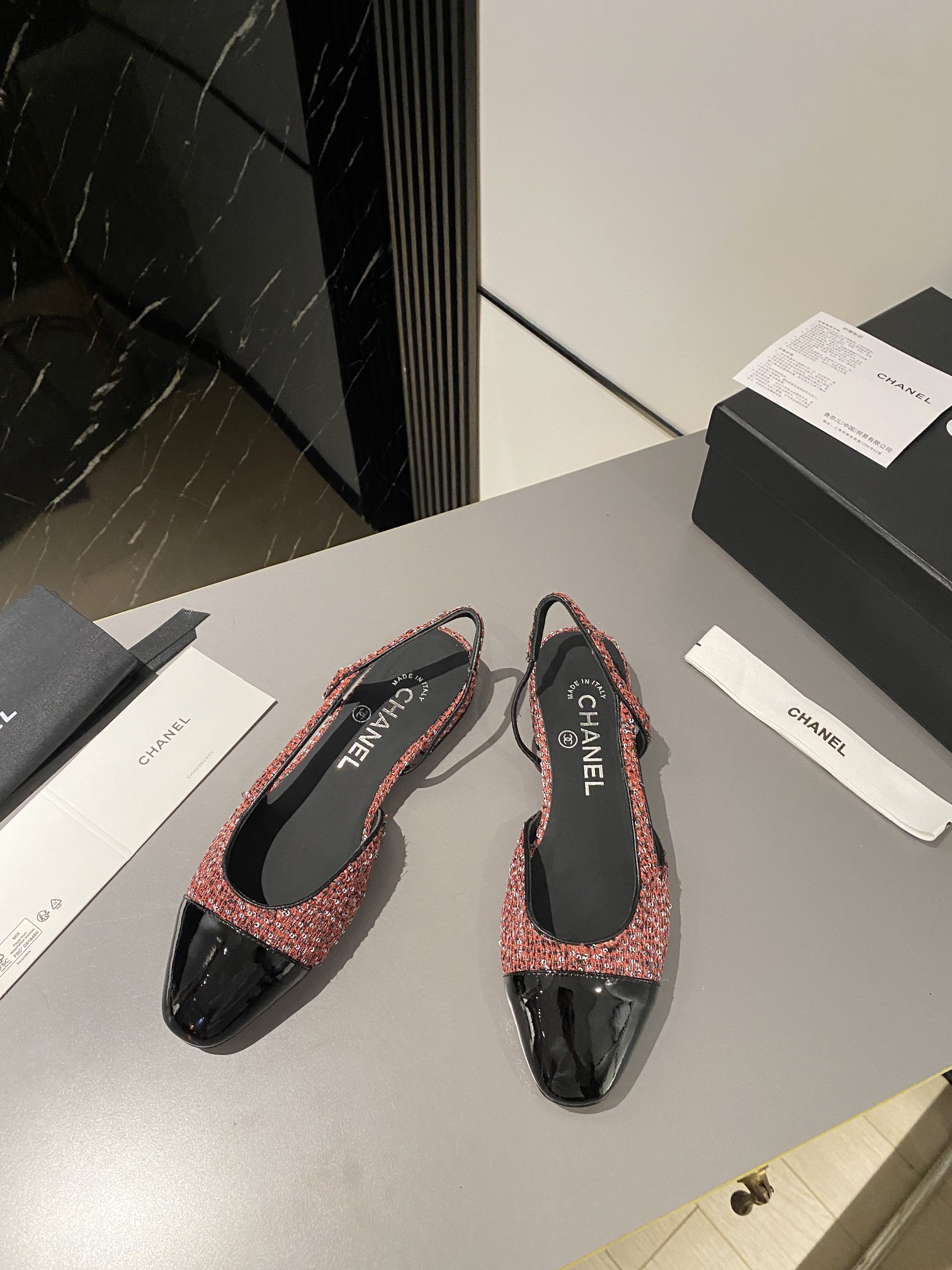 Chanel Shoes399