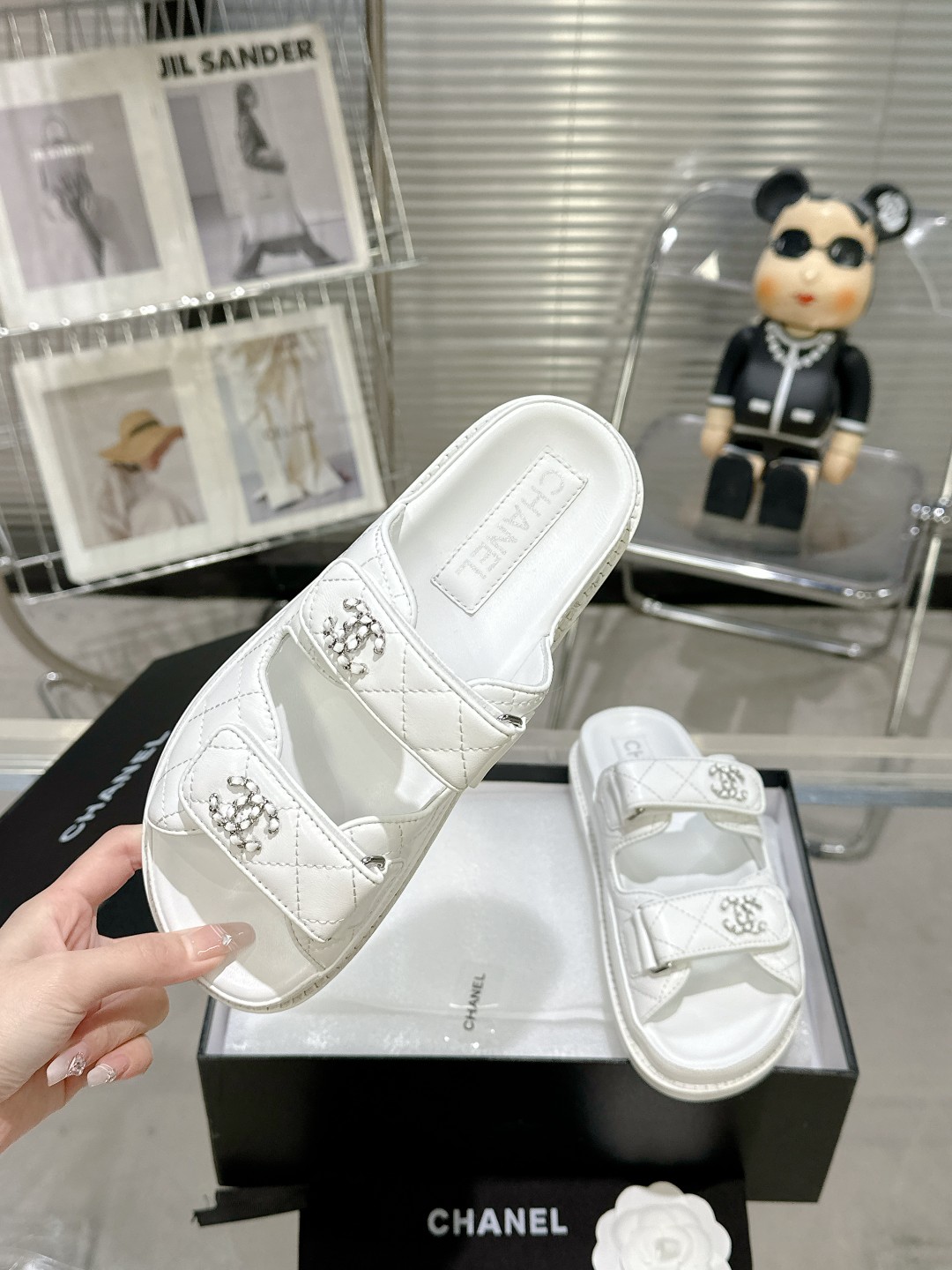 Chanel Shoes35