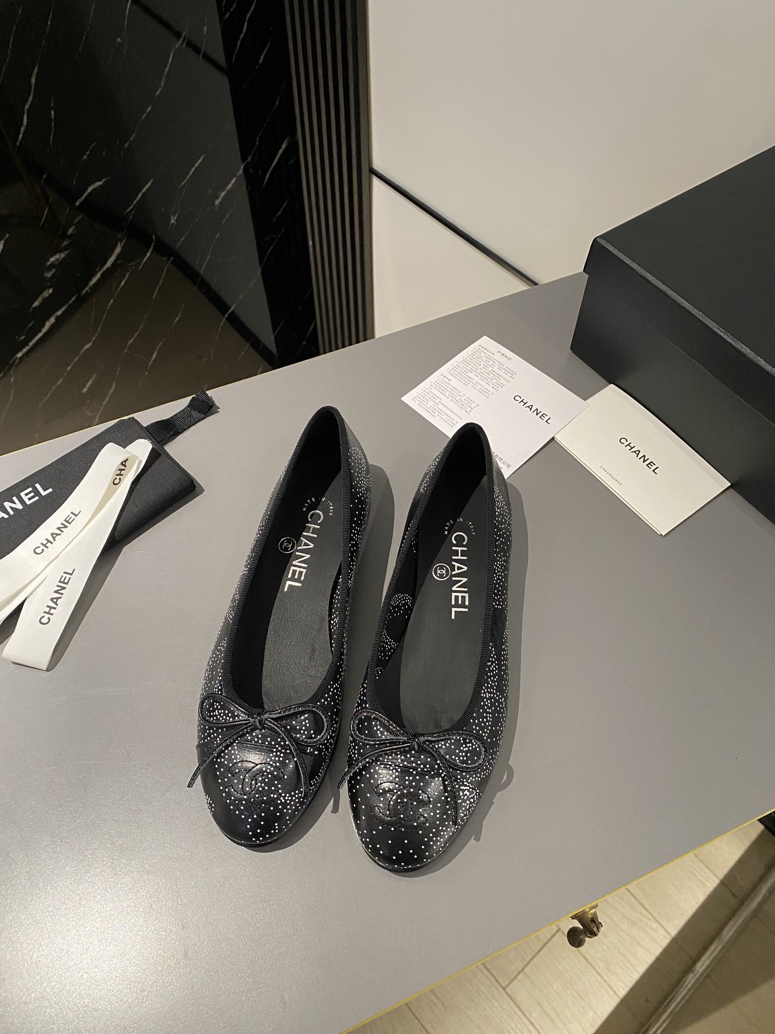 Chanel Shoes251