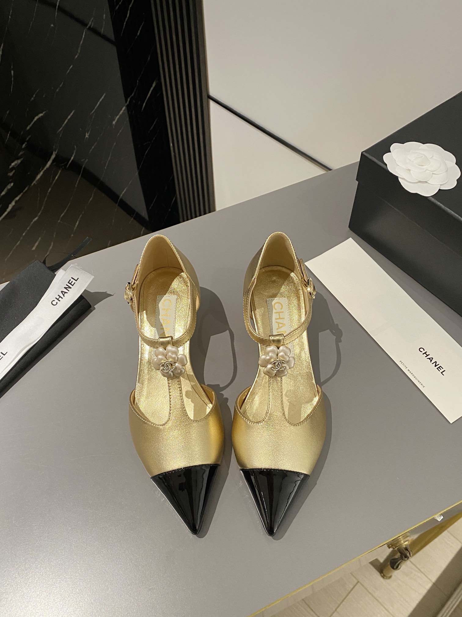 Chanel Shoes426
