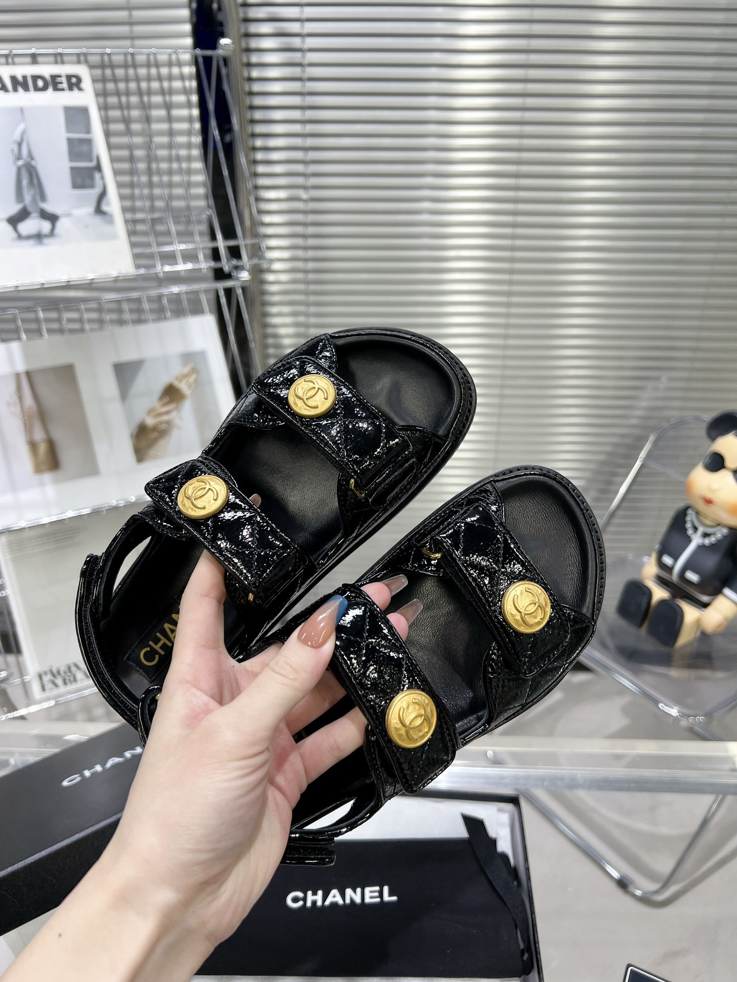 Chanel Shoes145