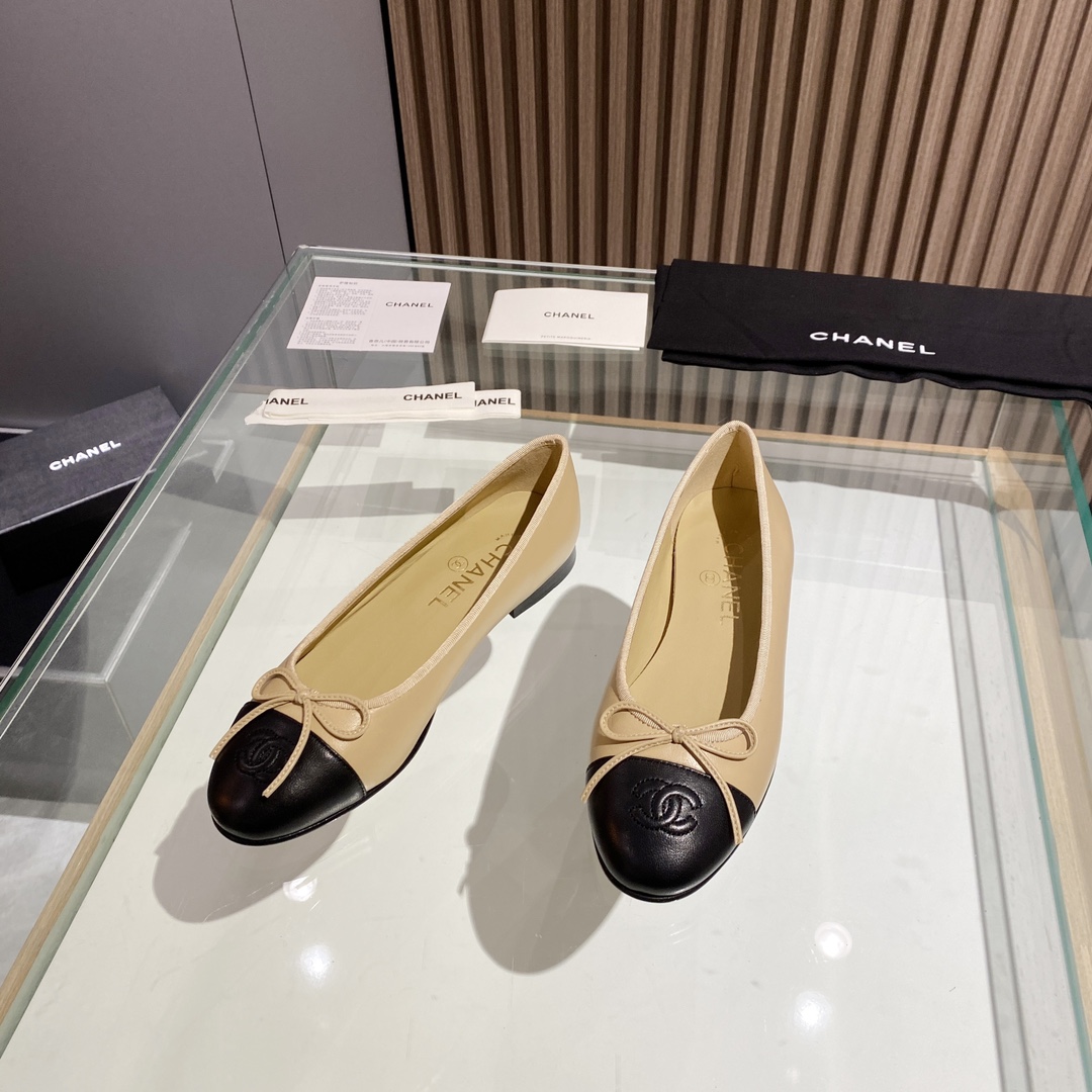 Chanel Shoes440