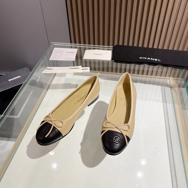 Chanel Shoes440