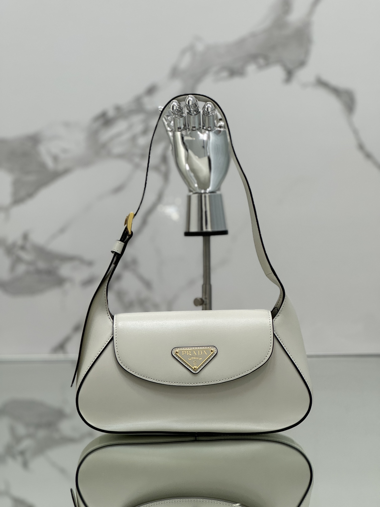 Prada 25× 5.5cm 1BD358