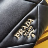 Prada 1BD292A 21x 15x 6.5cm