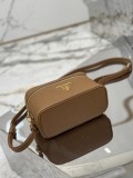 Prada 18x 11.5x 7.5cm 1BH202
