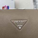 Prada 1BC170 32x 26x 13cm