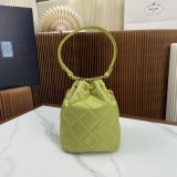 Prada 1BH038 22.5x 17.5x 12cm