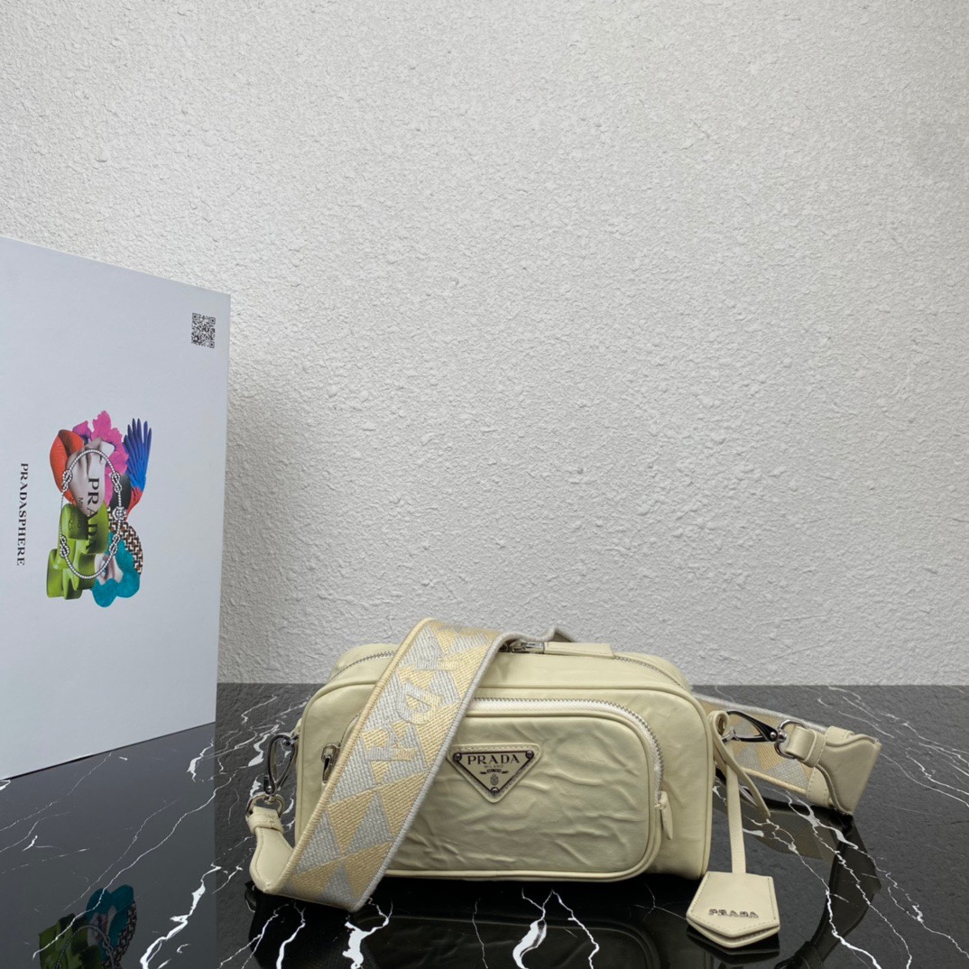 Prada 1BH198 22x 10.5x 7cm