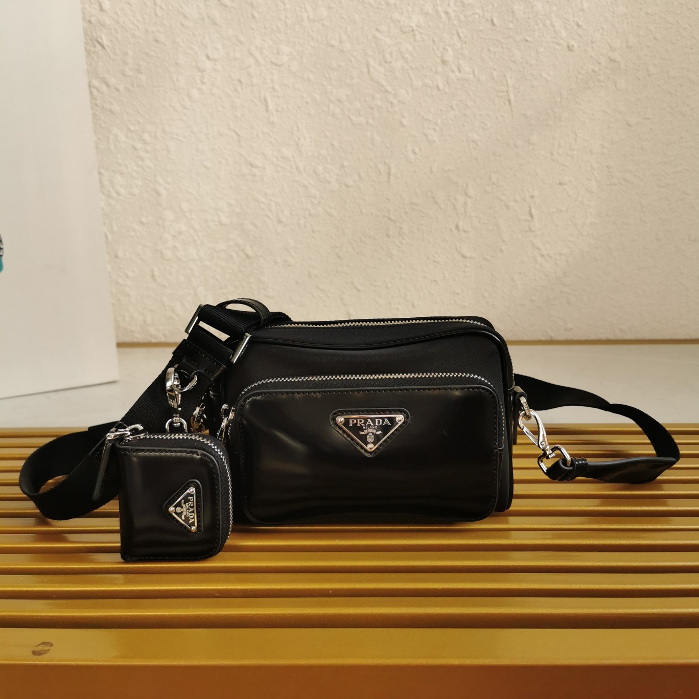 Prada 2VH172 18x 11.5x 5cm