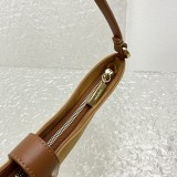 Jacquemus modello: 2081 26x14