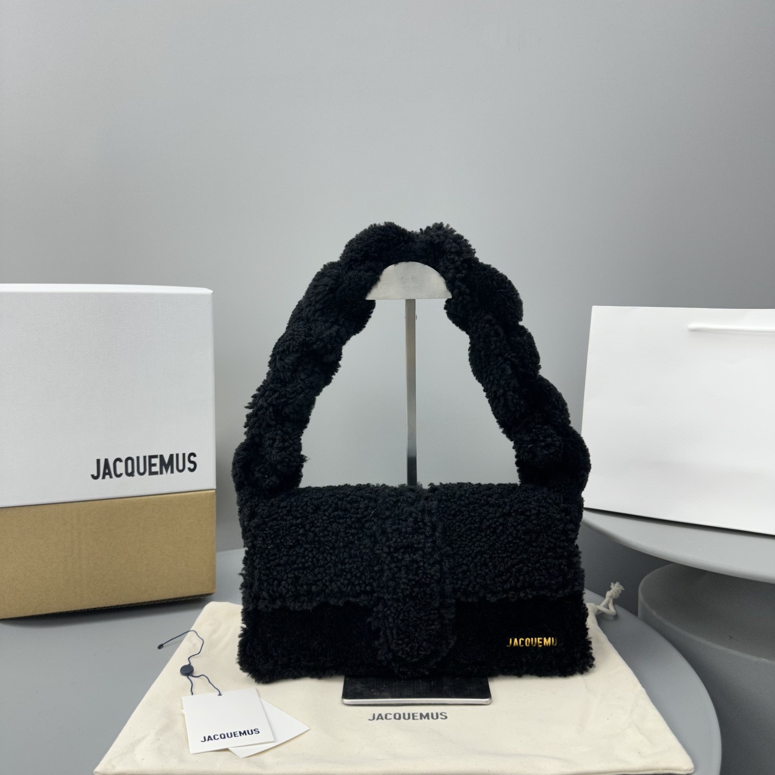 Jacquemus modello: 2036 27x 12x 7 cm