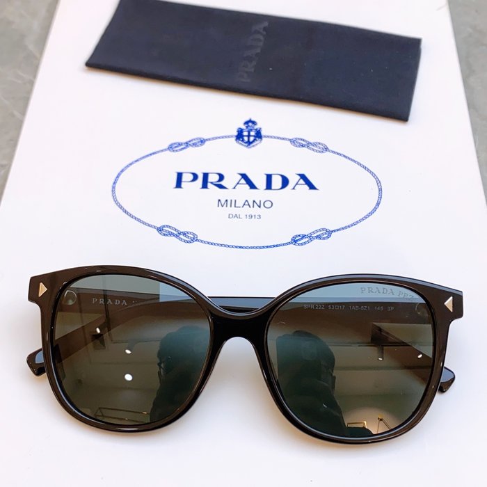 Occhiali Prada P170