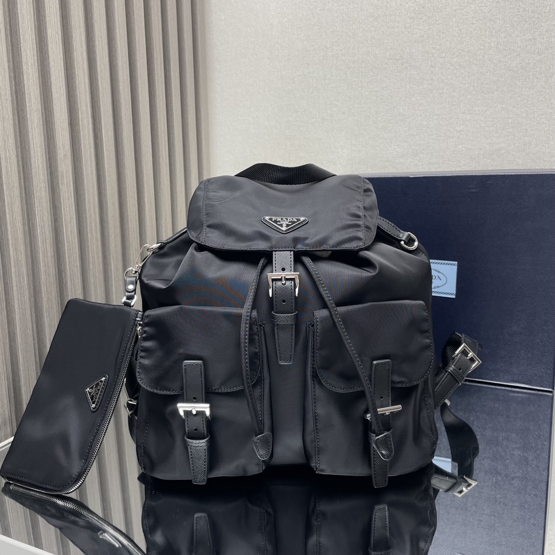 Prada 1BZ811 Saffiano 30x 32x 15cm