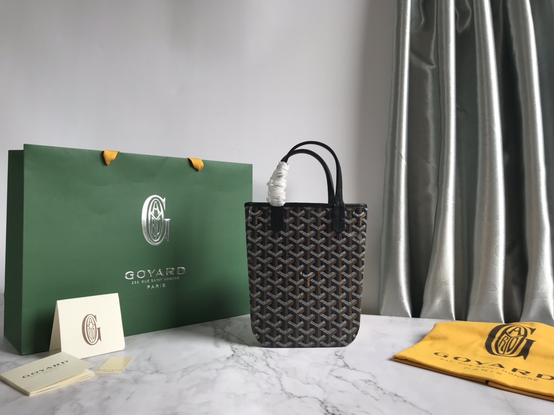 GOYARD Poitiers 020187 21x24cm