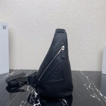 Prada 2VZ098 17x 32x 6.5cm