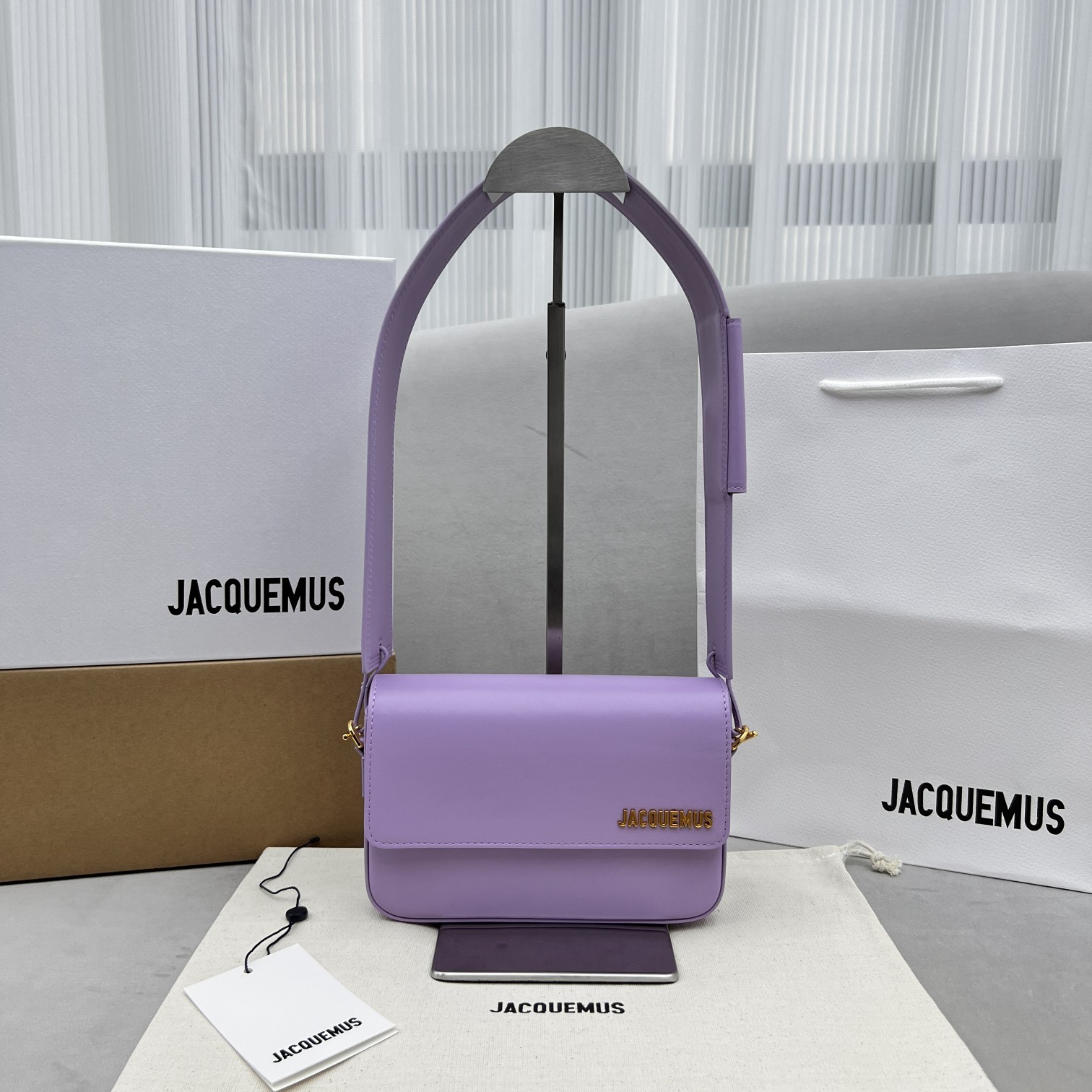 Jacquemus modello: 2038 19x 13x 3.5cm